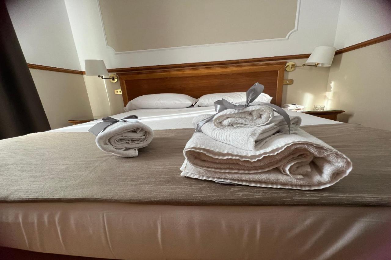 Hotel Leopardi Napoli Eksteriør bilde