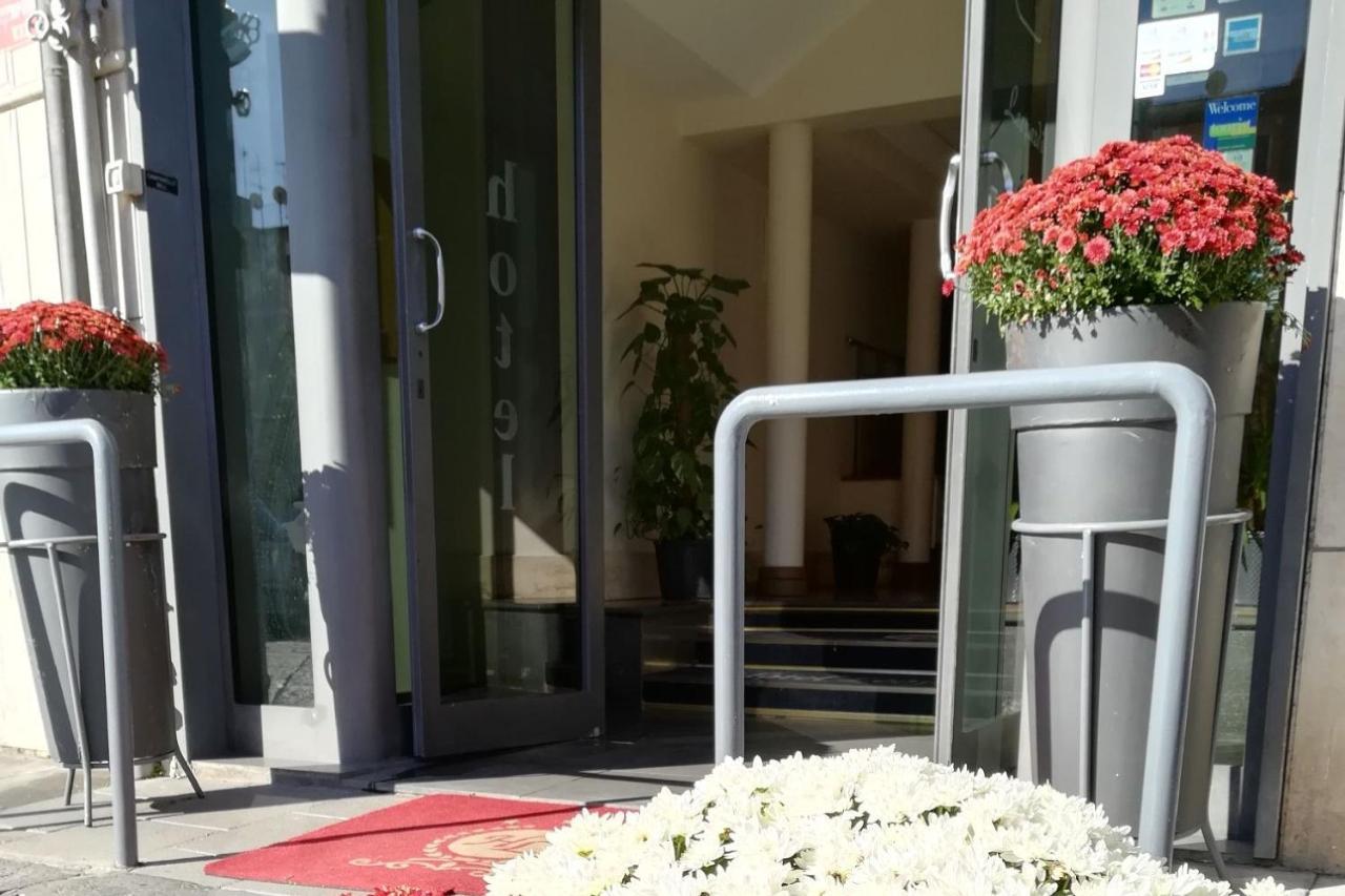 Hotel Leopardi Napoli Eksteriør bilde