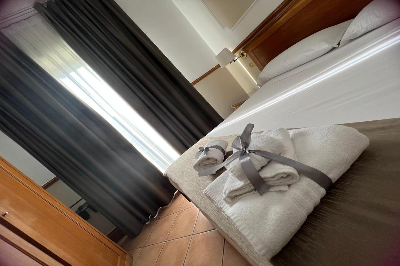 Hotel Leopardi Napoli Eksteriør bilde