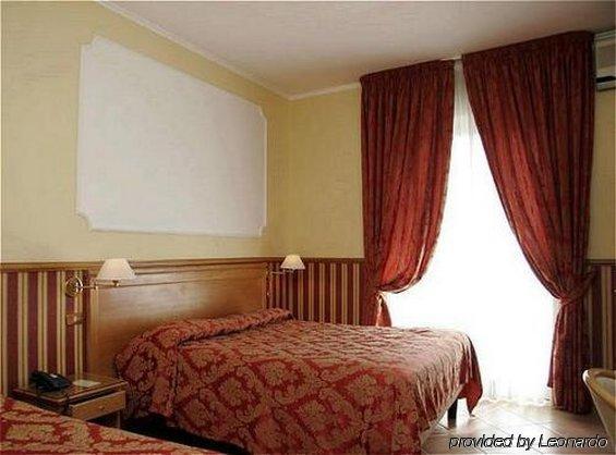 Hotel Leopardi Napoli Rom bilde