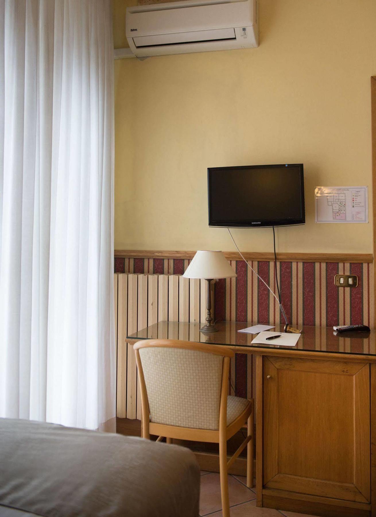 Hotel Leopardi Napoli Eksteriør bilde