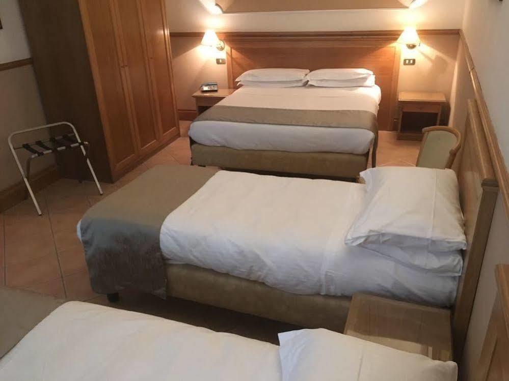 Hotel Leopardi Napoli Eksteriør bilde